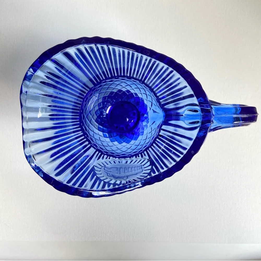 Avon Fostoria vintage blue pressed glass creamer pitcher Mt Vernon medallion